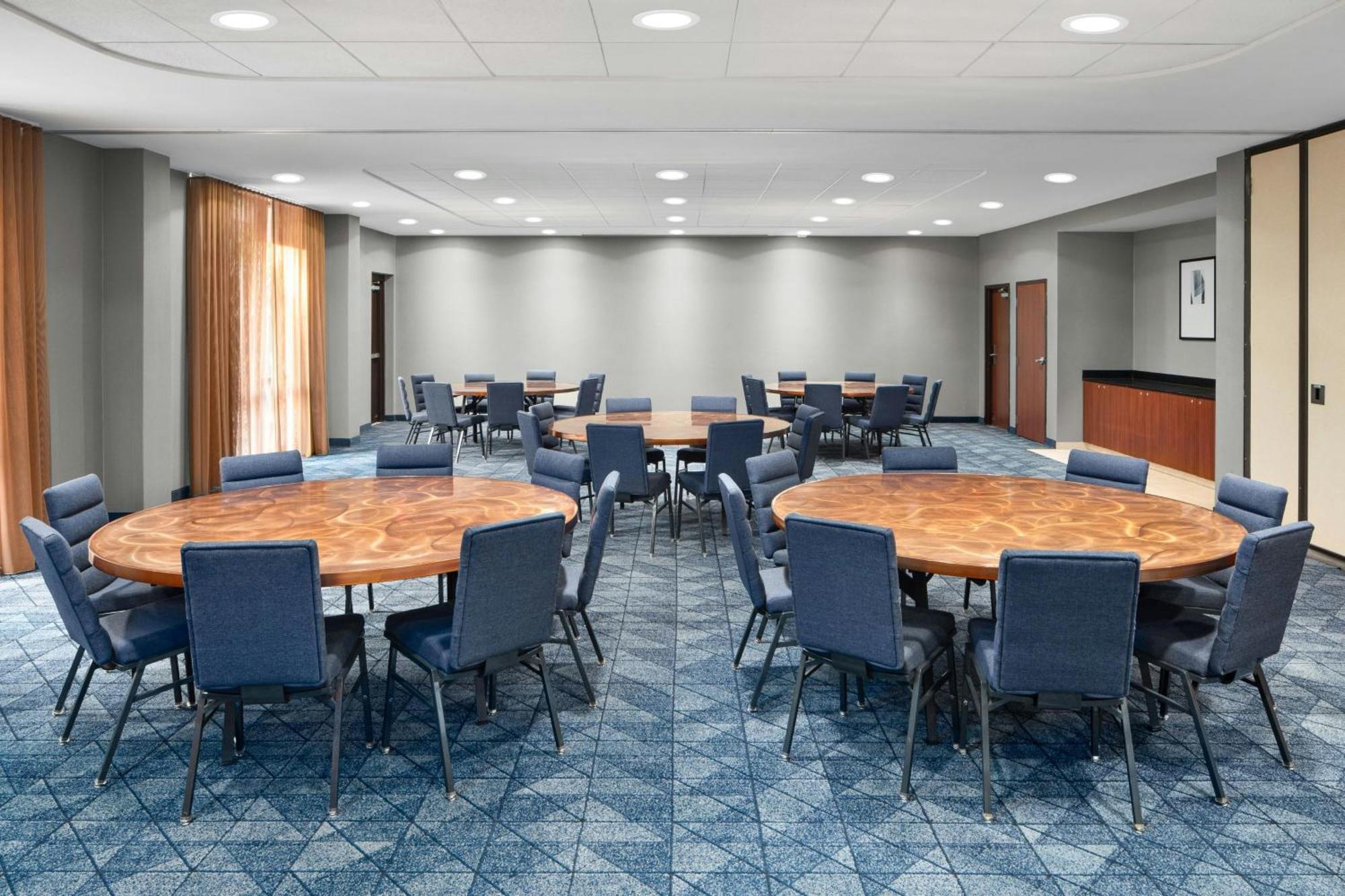 Courtyard By Marriott Knoxville Airport Alcoa Ngoại thất bức ảnh
