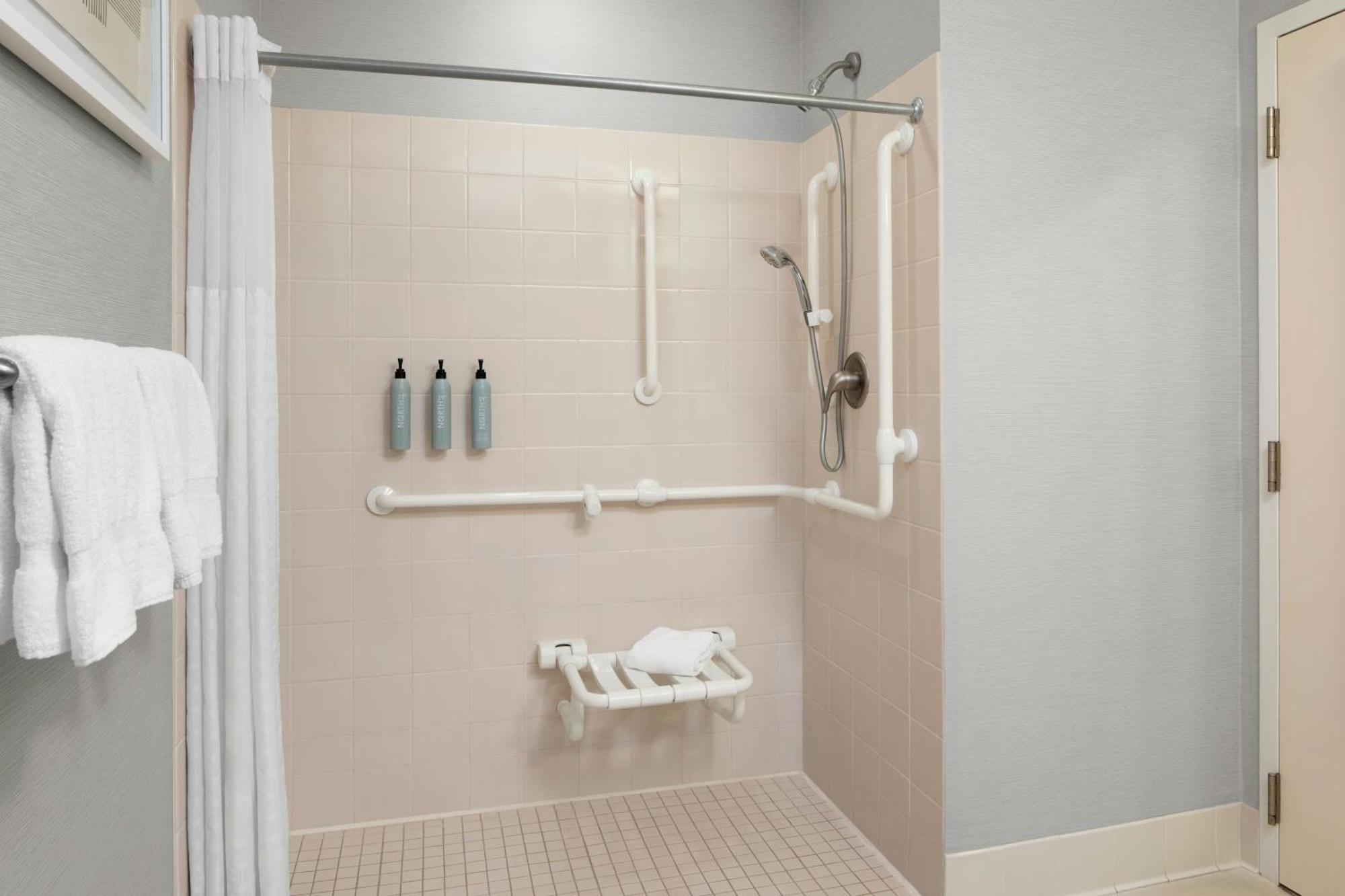 Courtyard By Marriott Knoxville Airport Alcoa Ngoại thất bức ảnh